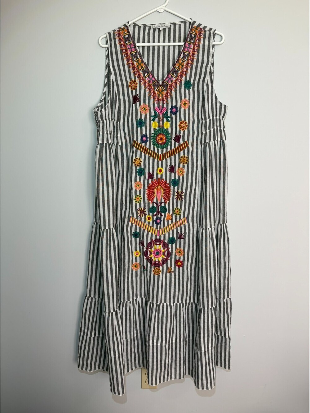 See and Be Seen Embroidered Striped Maxi Dress Large 100% Cotton Boho Tiered